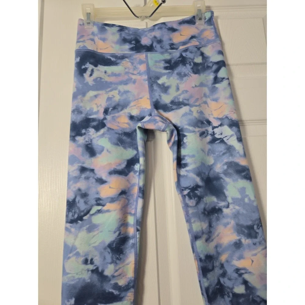 Athleta Girl High Rise Chit Chat Tight Leggings‎ in Blue Cloud Print Size 16/XXL